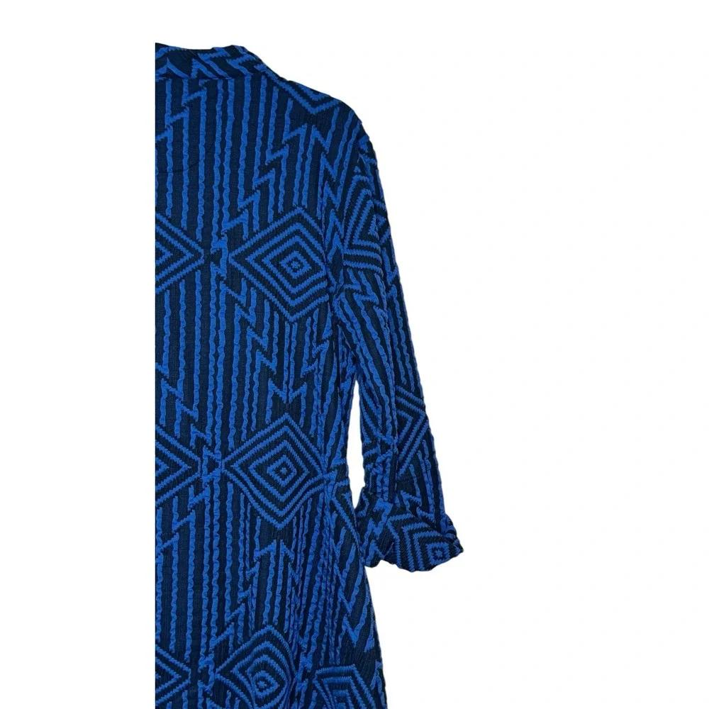 Luii Women's Jacket Textured Geometric Print‎ Big Button Mid Length Blue Medium